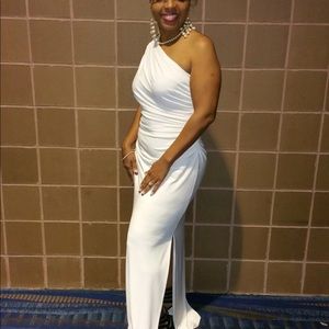 🎊🎊HP🎊🎊Ralph Lauren Off White Formal Dress